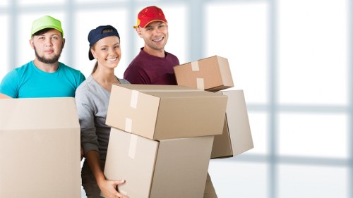 Removals team navigating access challenges in Stockwell